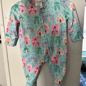 Maisonette Pastel House Print Kids Bodysuit